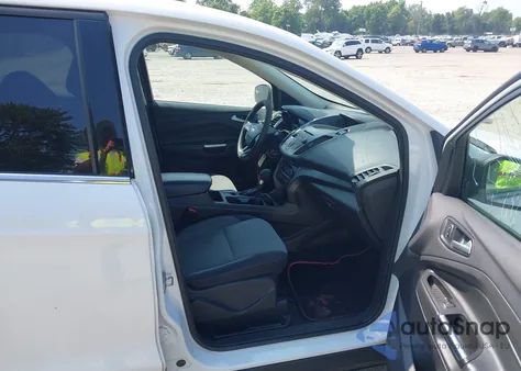 2017 Ford Escape Se z USA, uszkodzony, nr VIN 1FMCU9GD3HUD56084